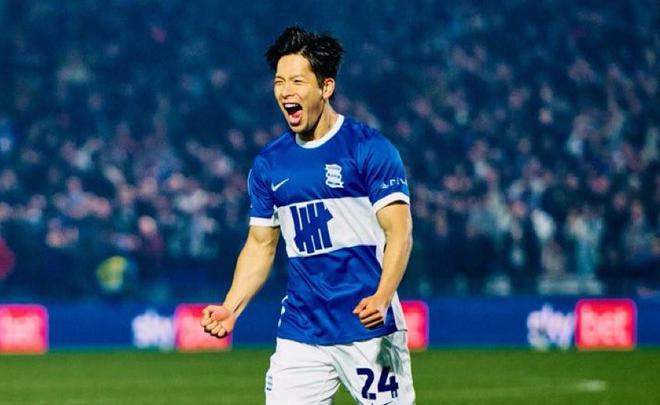 日本足球员跻身亚洲射手榜榜首